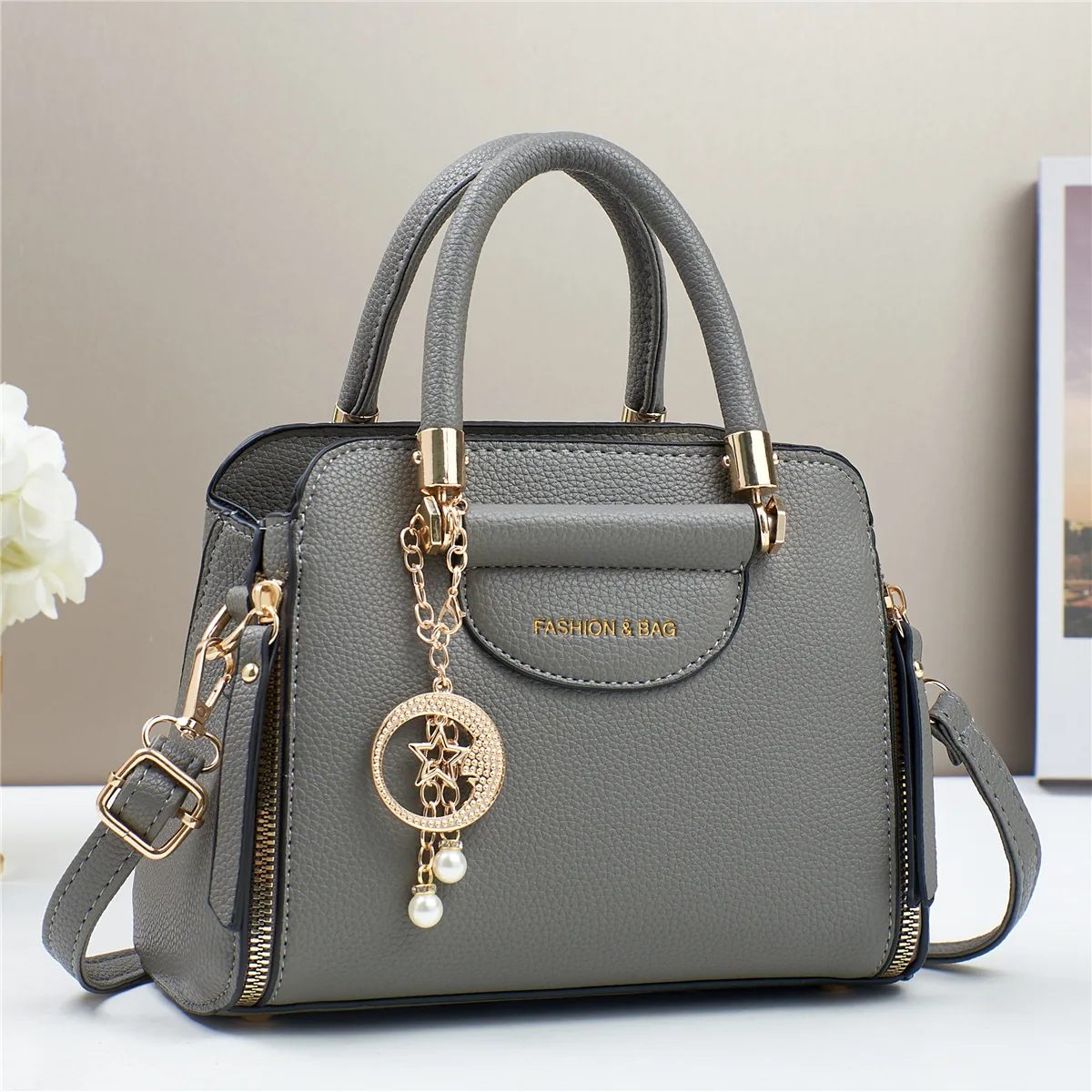 New Summer Single-shoulder Crossbody Bag, Elegant, Versatile and Fashionable Hand, Bestseller Women's , 2025 Manufacturer Export - Image 5